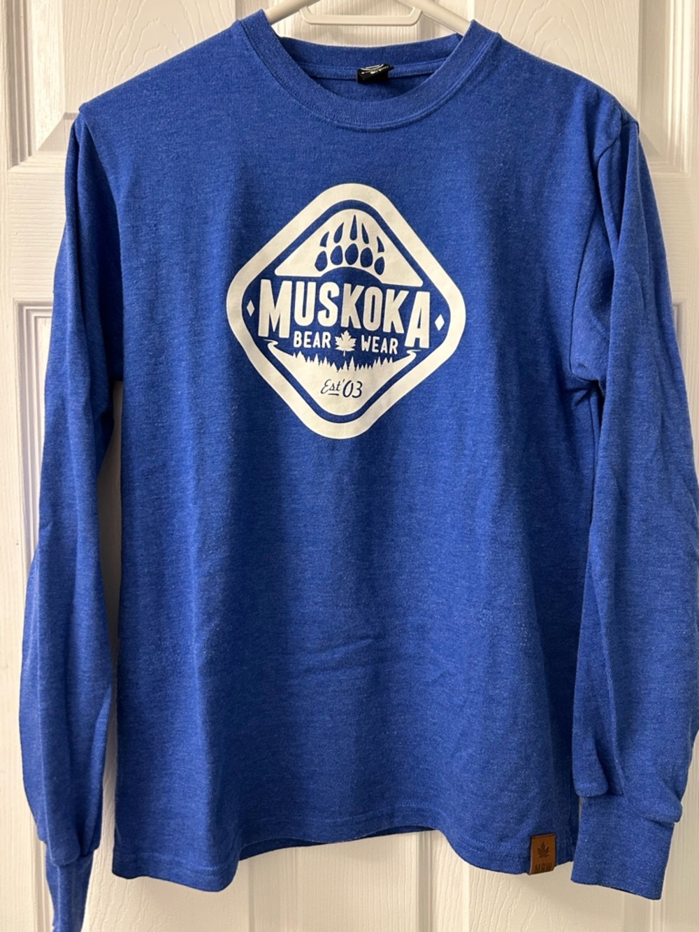 Muskoka Bear Wear Blue Long Sleeve Graphic Tee Made in Canada Men’s S Unisex
